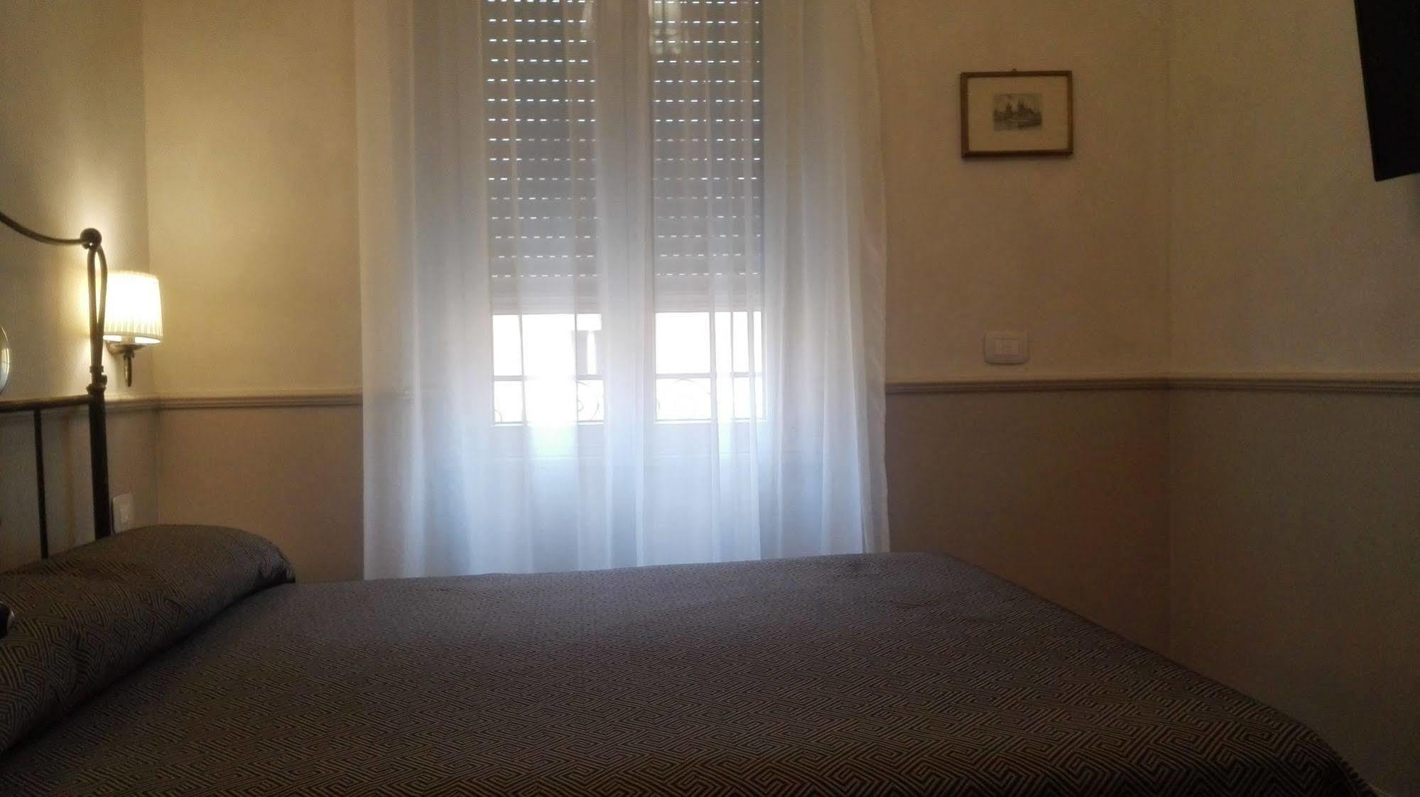 Residenza Cavallini Rom Exteriör bild